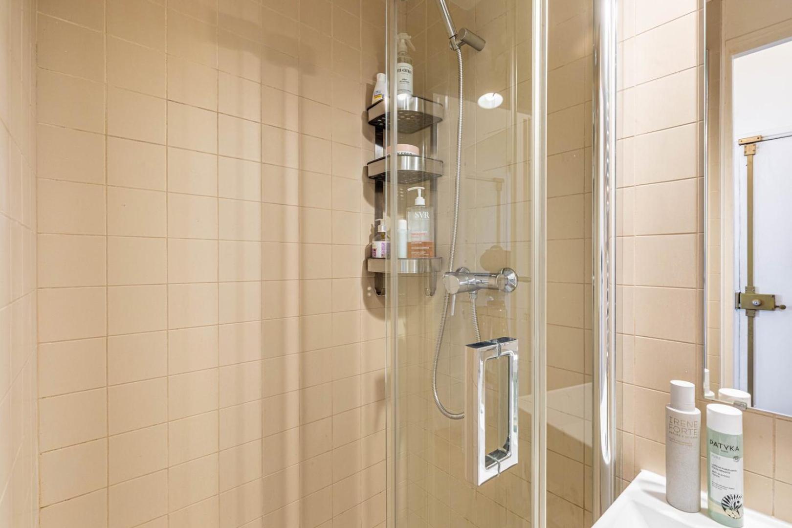 Apartment Guestready - Center Gem Near Attractions
